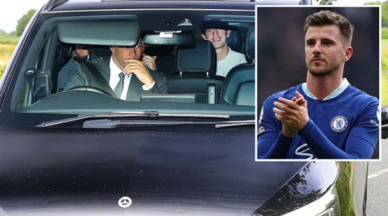 Mason Mount arrives at Carrington to complete £60m Man Utd transfer as Ten Hag set to make long-awaited first signing