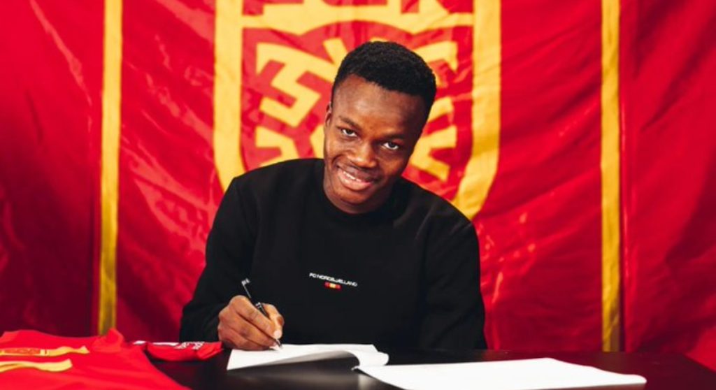 F.C. Nordsjaelland has signed teenage Ghanaian player Issaka Seidu.