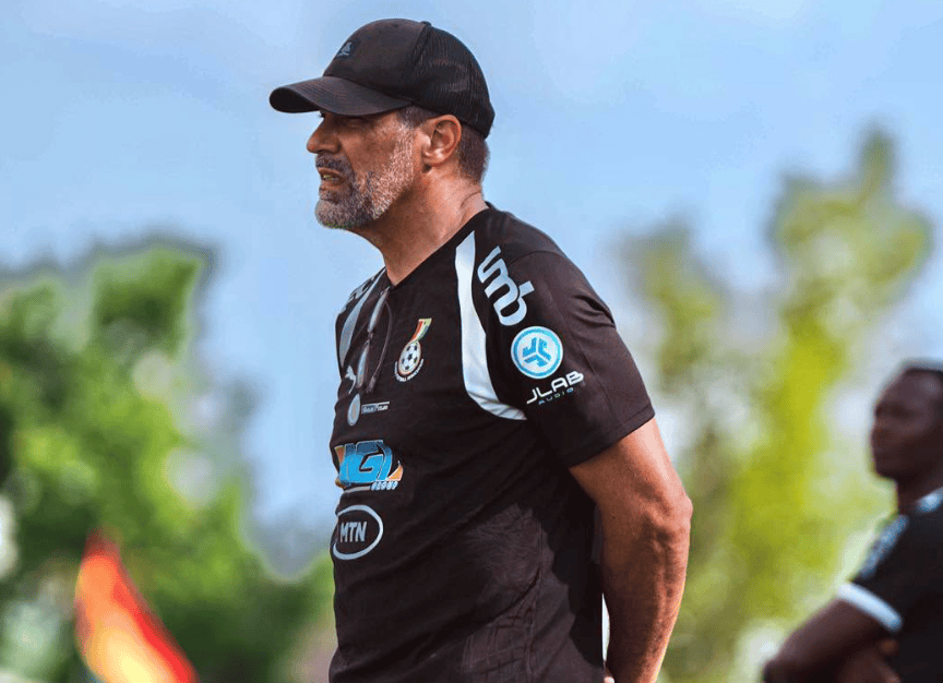 Accepting Black Stars' role was challenging," says ex-assistant coach Roger De Sa