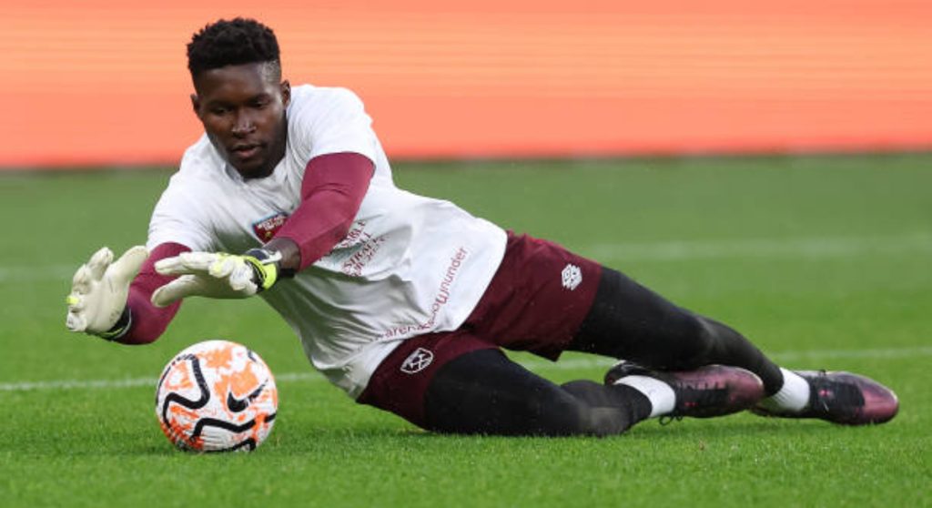 Ghanaian goalkeeper Joseph Anang finally leaves West Ham United