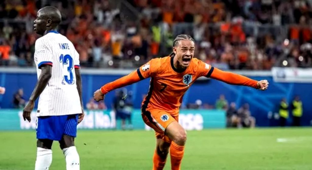 VAR: Should Simon's goal for the Netherlands have counted?